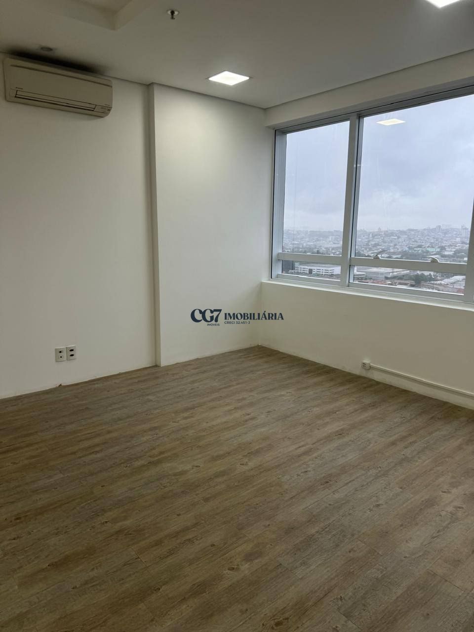 Conjunto Comercial-Sala à venda com 1 quarto, 42m² - Foto 2