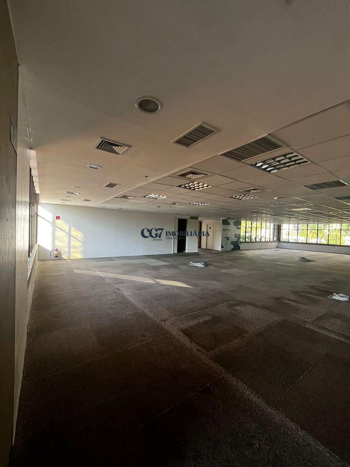 Prédio Inteiro para alugar com 1 quarto, 550m² - Foto 5