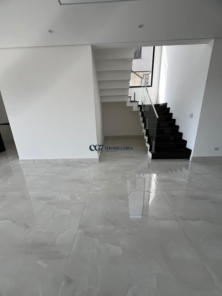 Casa de Condomínio à venda com 3 quartos, 224m² - Foto 4