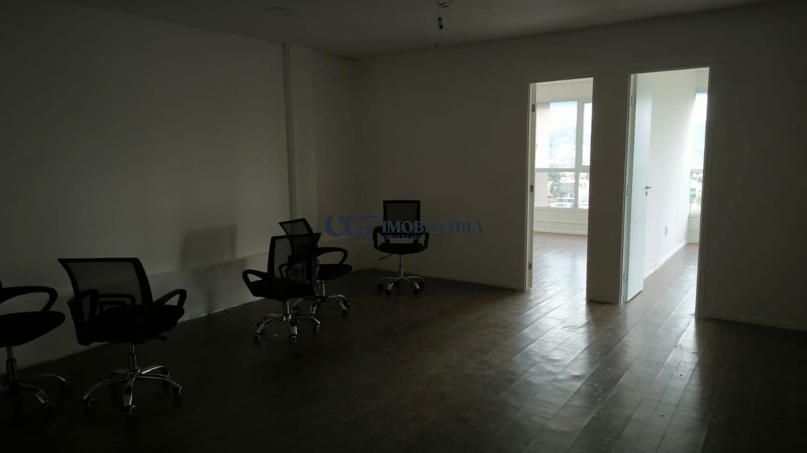 Conjunto Comercial-Sala à venda e aluguel com 1 quarto, 80m² - Foto 6