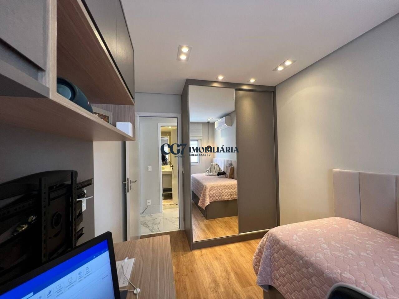 Apartamento à venda com 3 quartos, 110m² - Foto 11