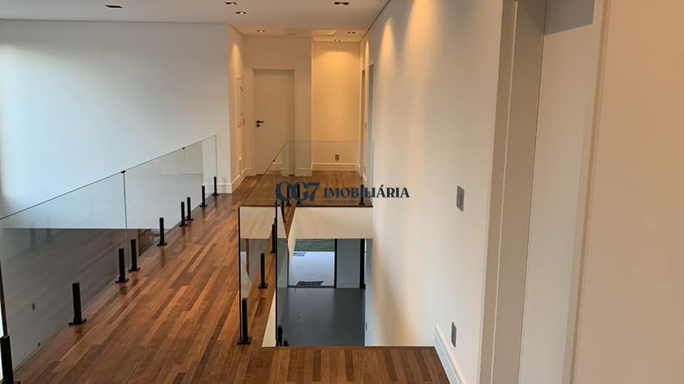 Sobrado à venda com 4 quartos, 399m² - Foto 4