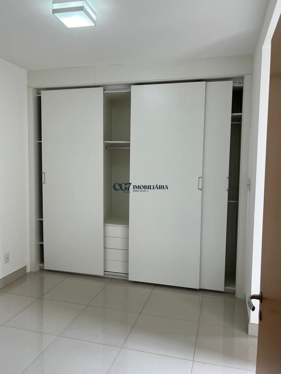 Apartamento para alugar com 2 quartos, 79m² - Foto 13