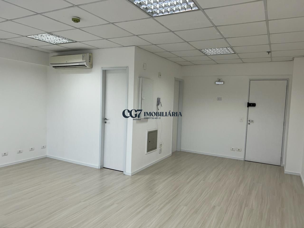 Conjunto Comercial-Sala à venda e aluguel com 1 quarto, 40m² - Foto 4