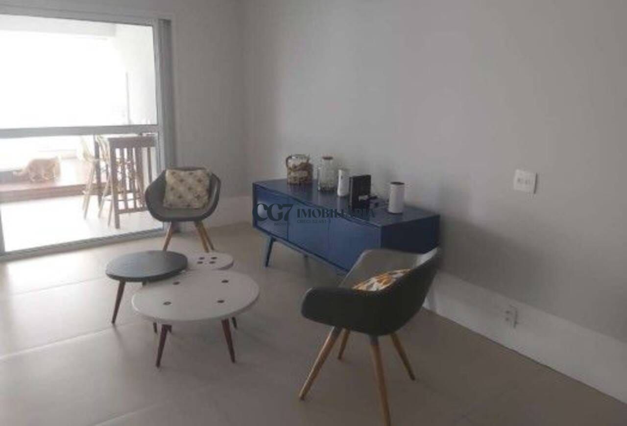 Apartamento à venda com 3 quartos, 176m² - Foto 7