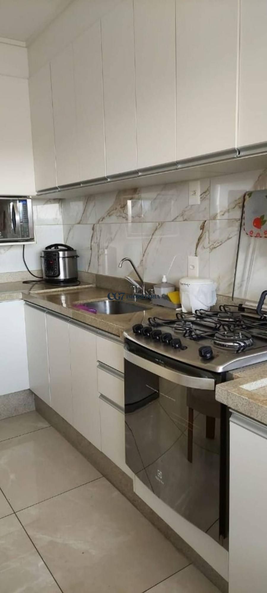 Apartamento à venda com 3 quartos, 68m² - Foto 4