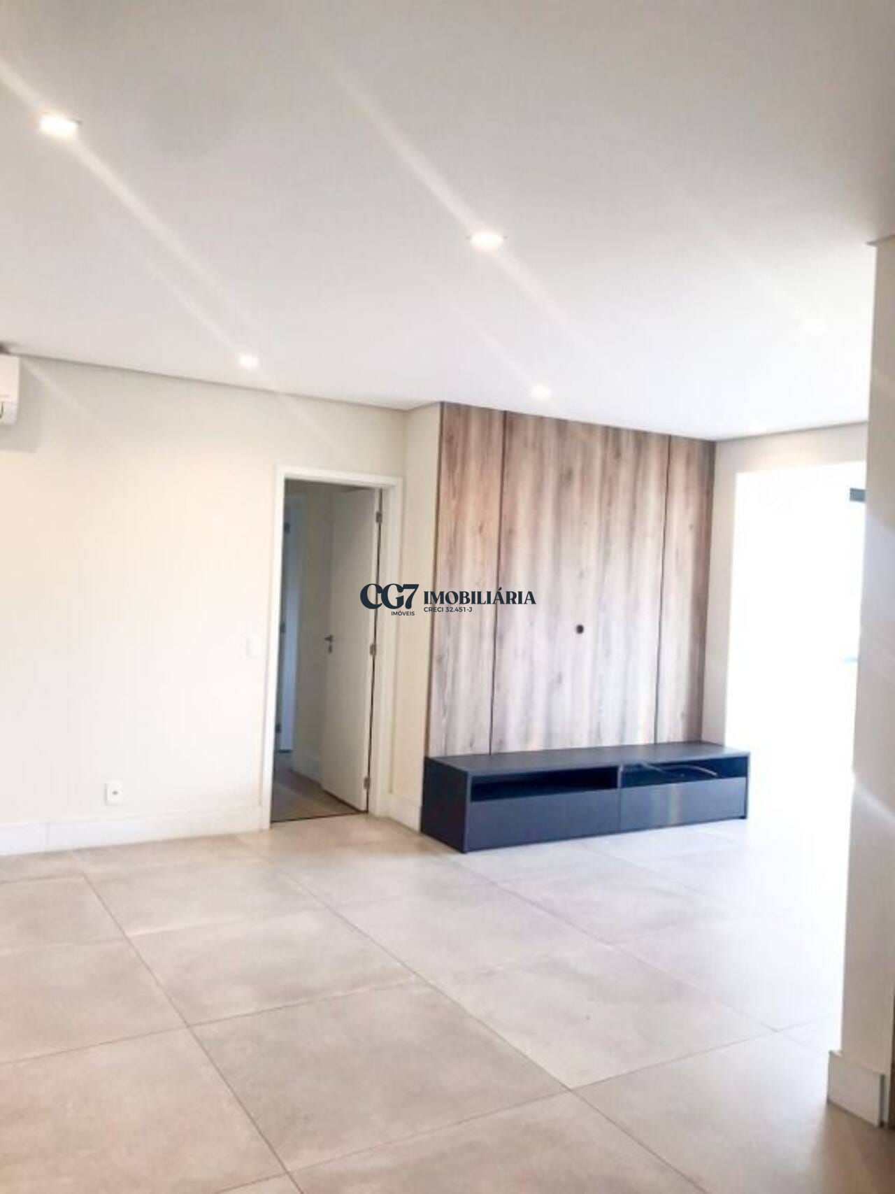 Apartamento à venda com 3 quartos, 112m² - Foto 2