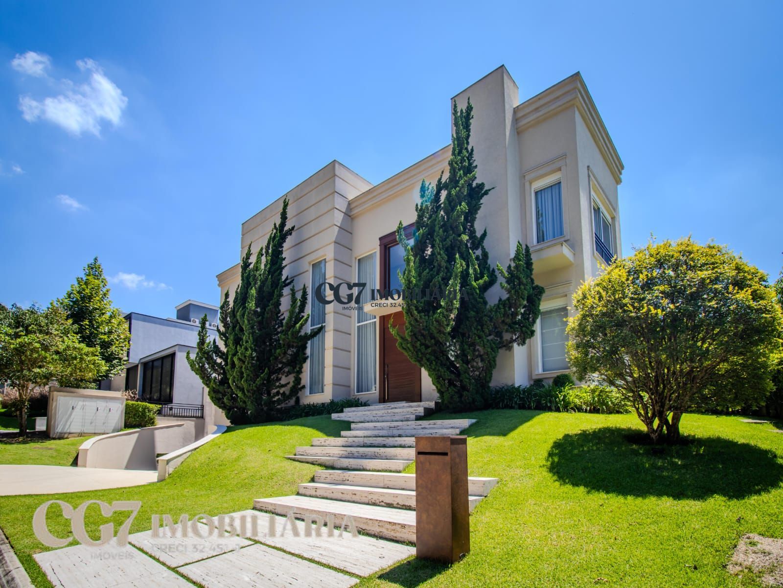 Sobrado à venda com 4 quartos, 620m² - Foto 2