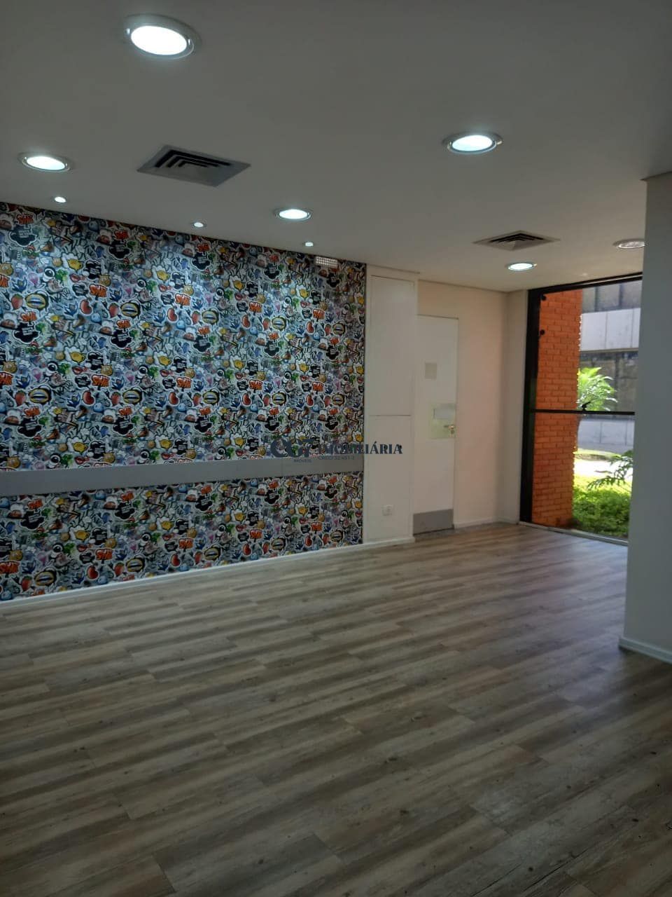 Prédio Inteiro para alugar com 1 quarto, 550m² - Foto 9