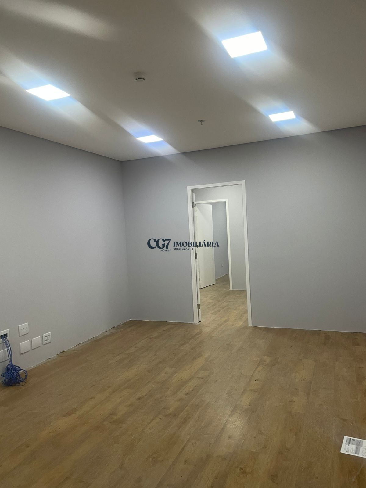 Conjunto Comercial-Sala à venda e aluguel com 1 quarto, 85m² - Foto 2