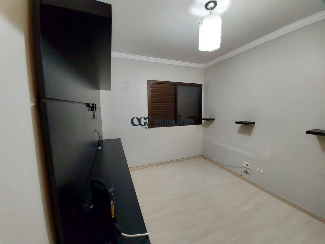 Apartamento à venda com 3 quartos, 117m² - Foto 5