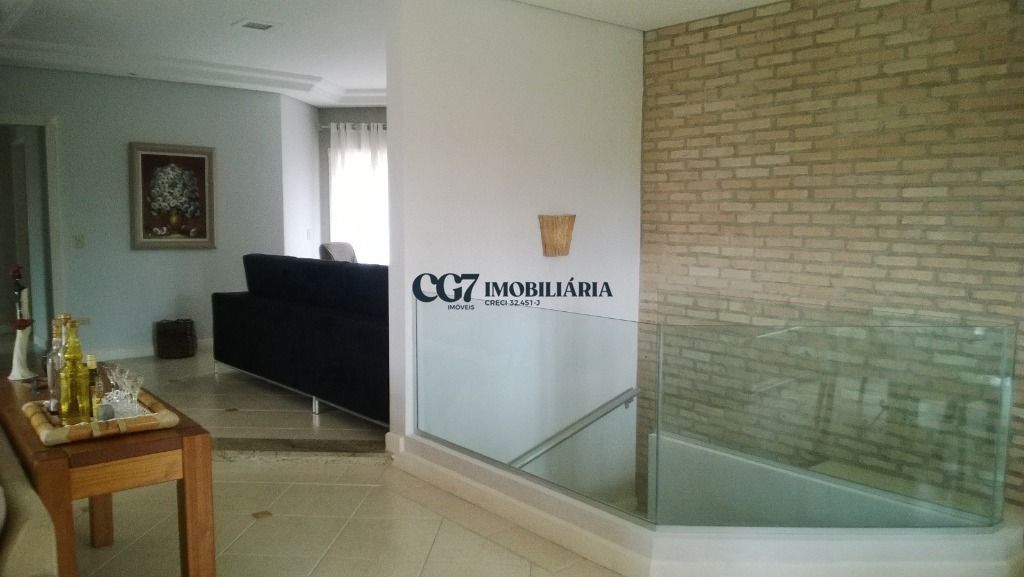 Casa de Condomínio à venda com 3 quartos, 241m² - Foto 2