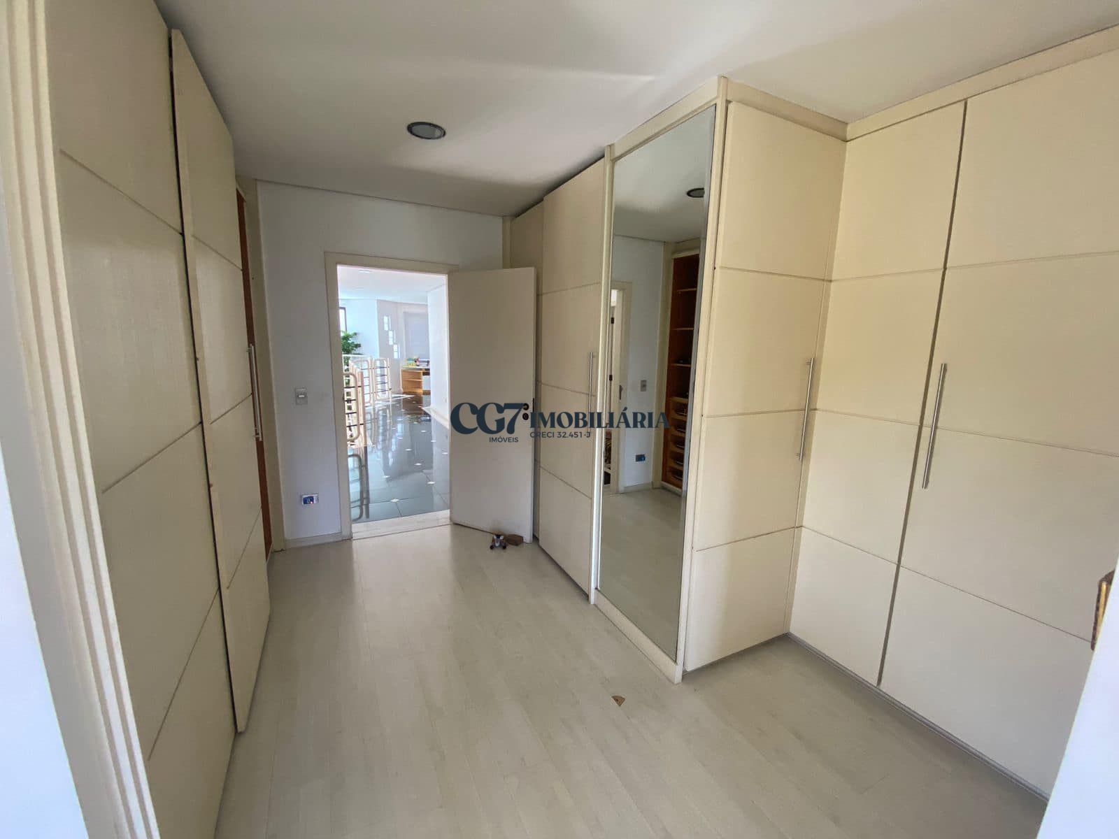 Sobrado à venda com 5 quartos, 400m² - Foto 9