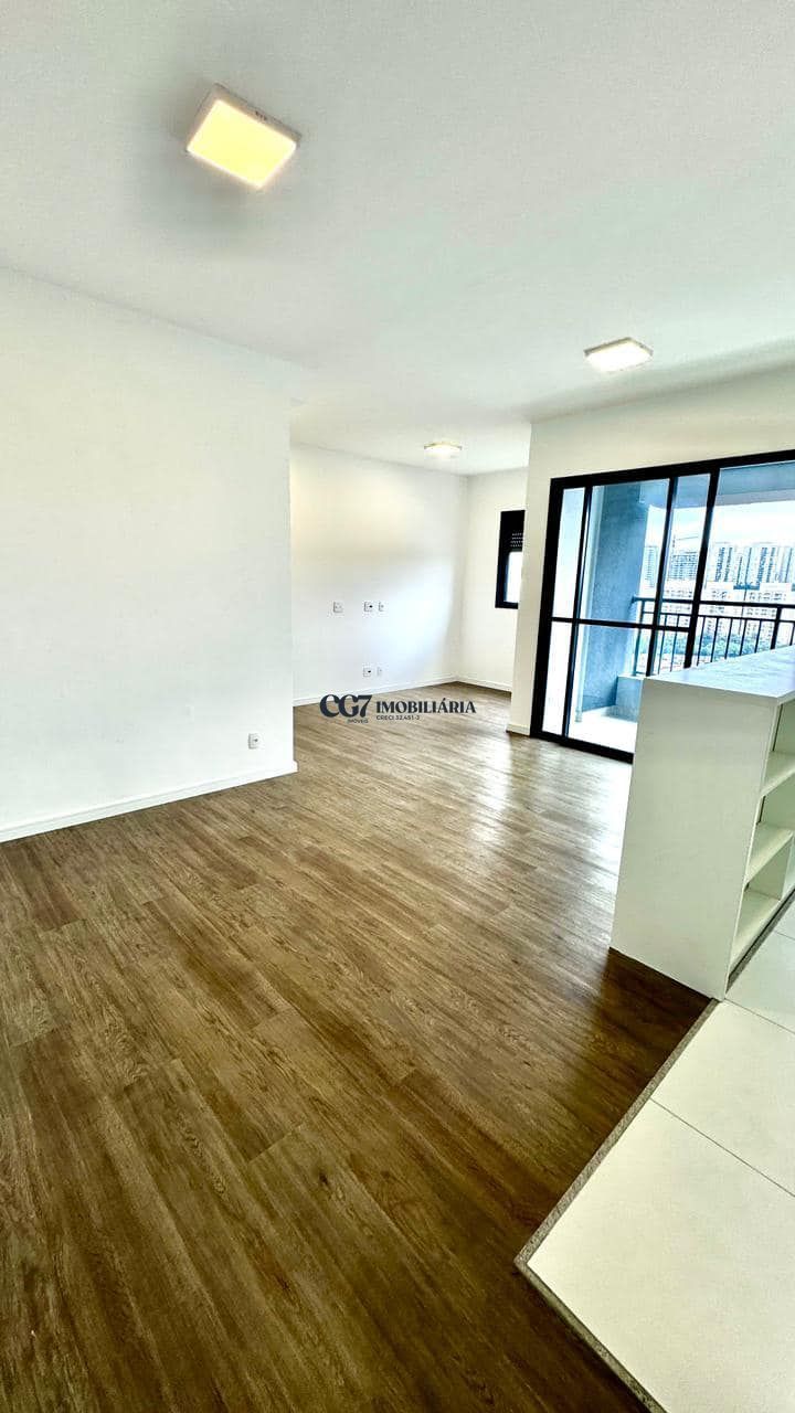 Apartamento à venda e aluguel com 2 quartos, 70m² - Foto 4