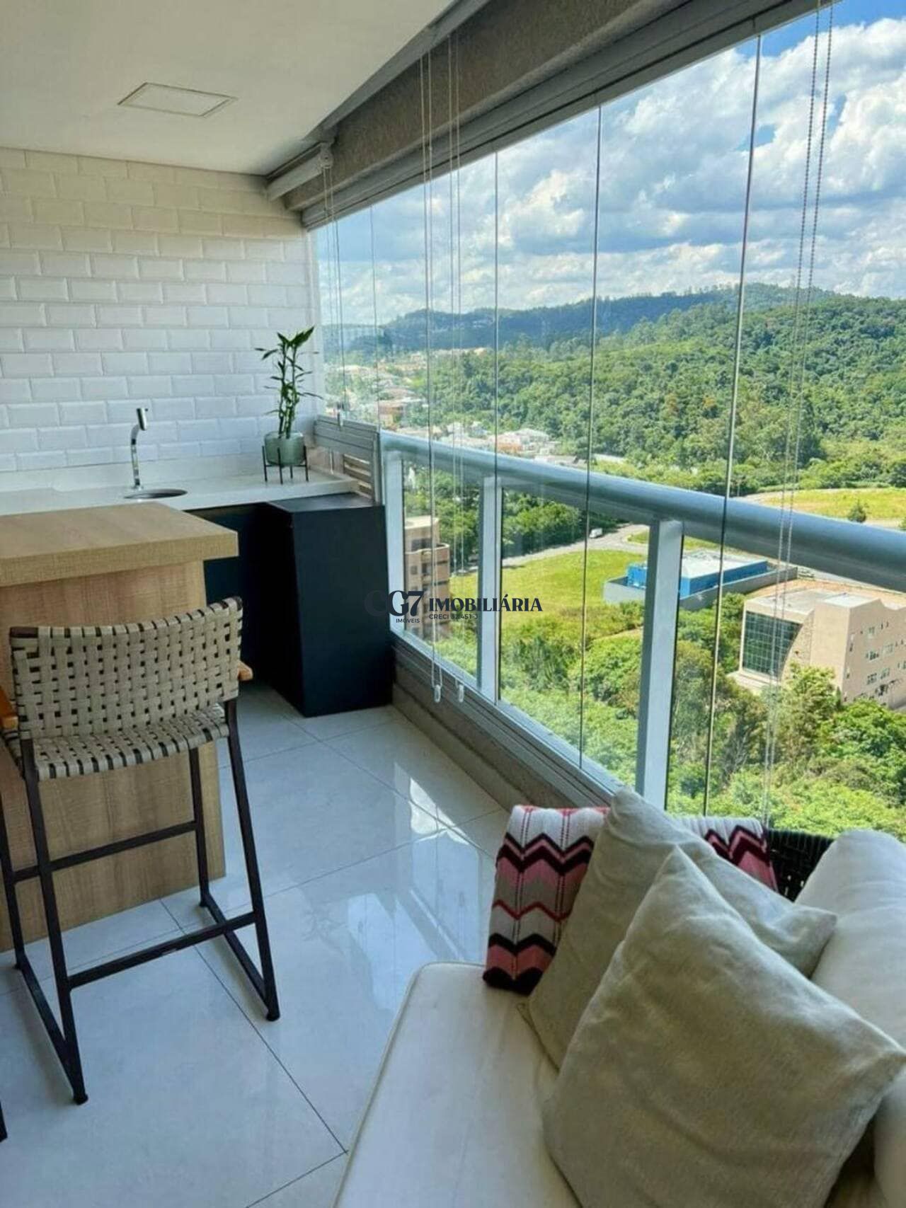 Apartamento à venda com 2 quartos, 69m² - Foto 9