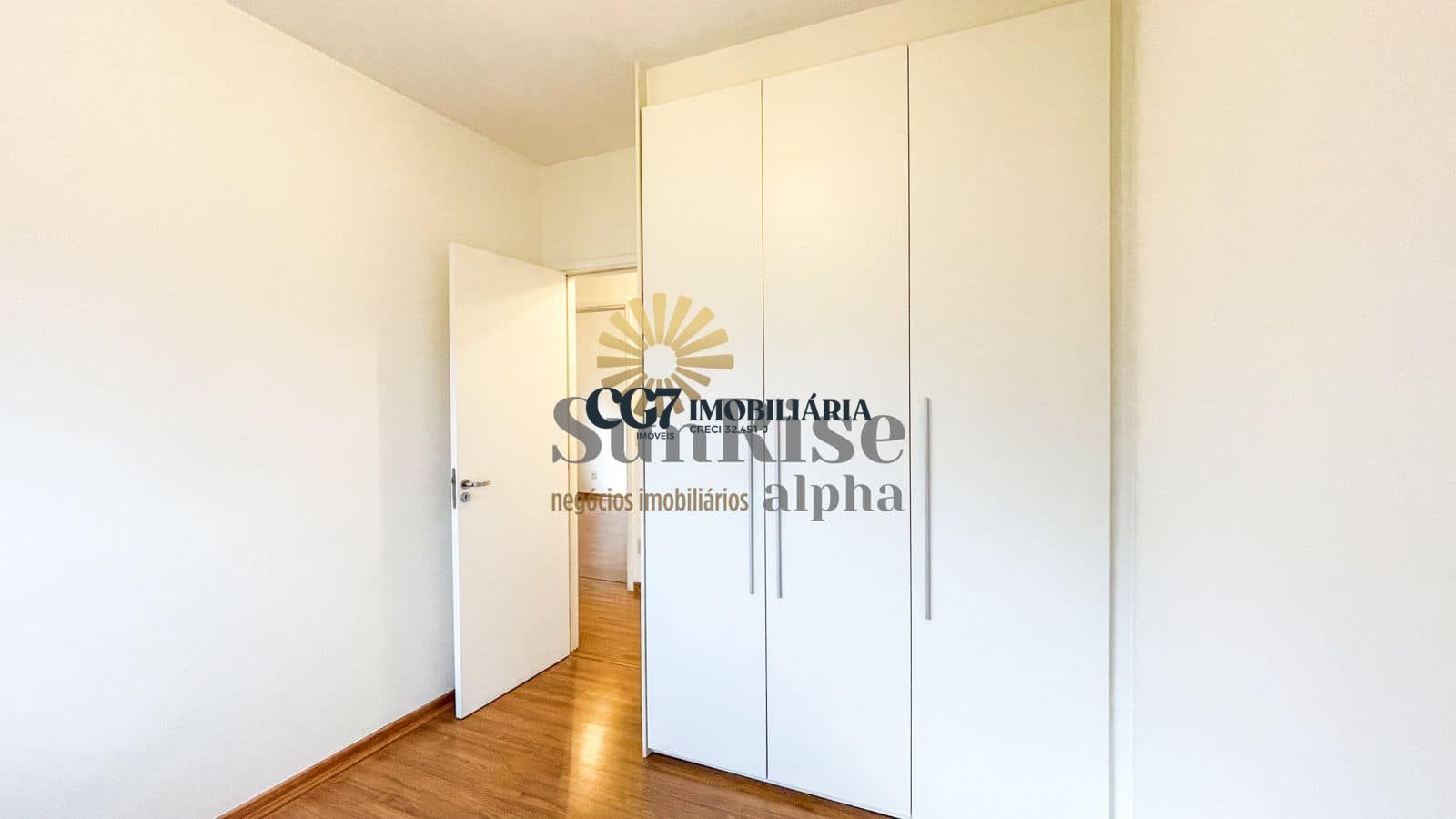 Apartamento à venda com 3 quartos, 123m² - Foto 4