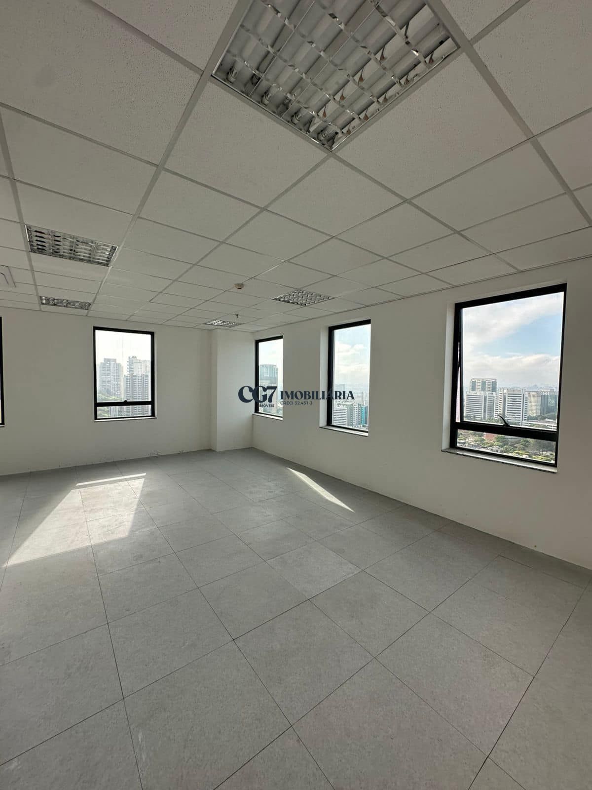 Conjunto Comercial-Sala para alugar com 1 quarto, 70m² - Foto 1