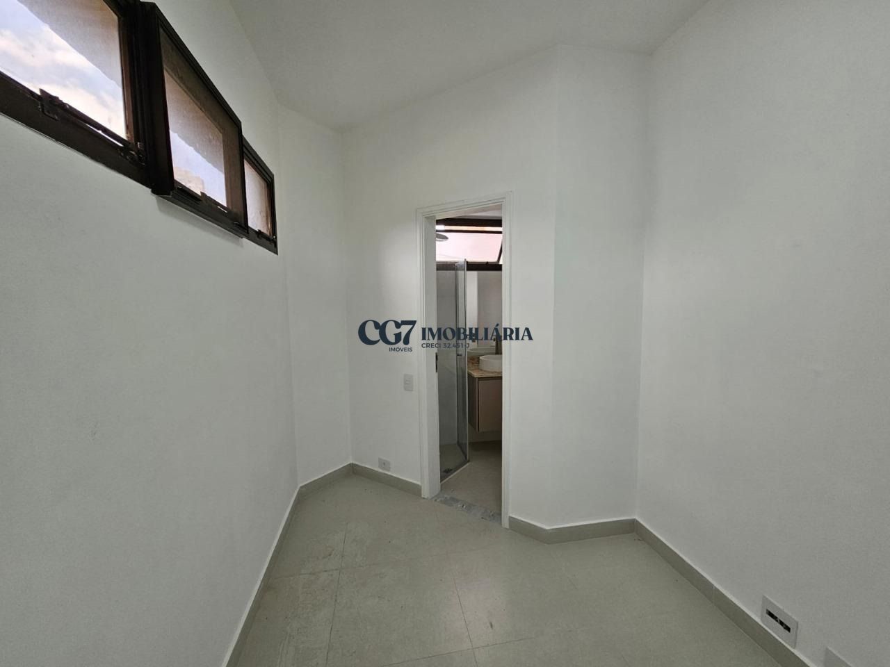 Apartamento para alugar com 3 quartos, 206m² - Foto 10