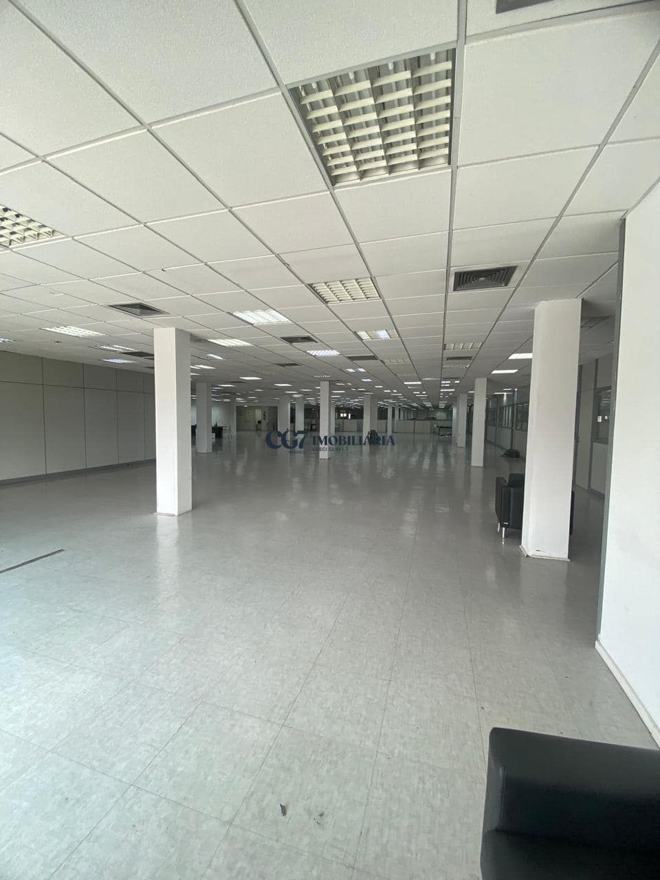 Prédio Inteiro para alugar com 20 quartos, 3000m² - Foto 10