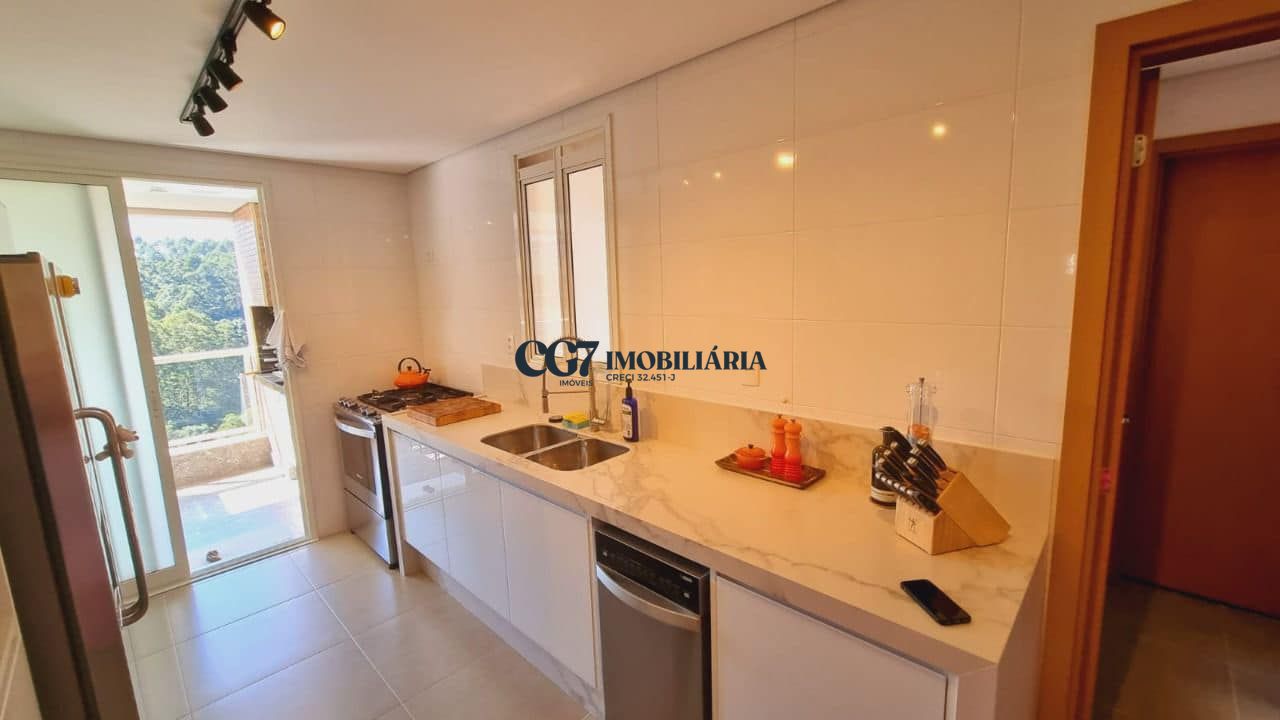 Apartamento à venda com 3 quartos, 175m² - Foto 8