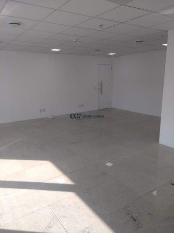 Conjunto Comercial-Sala à venda com 1 quarto, 49m² - Foto 2