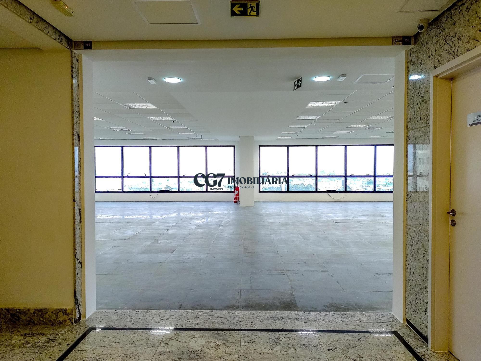 Prédio Inteiro para alugar, 677m² - Foto 2