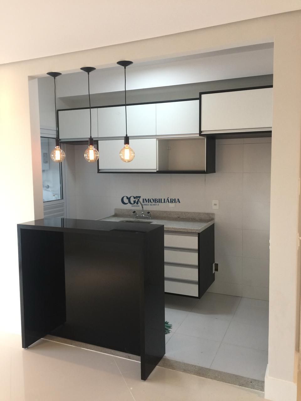 Apartamento para alugar com 2 quartos, 70m² - Foto 2