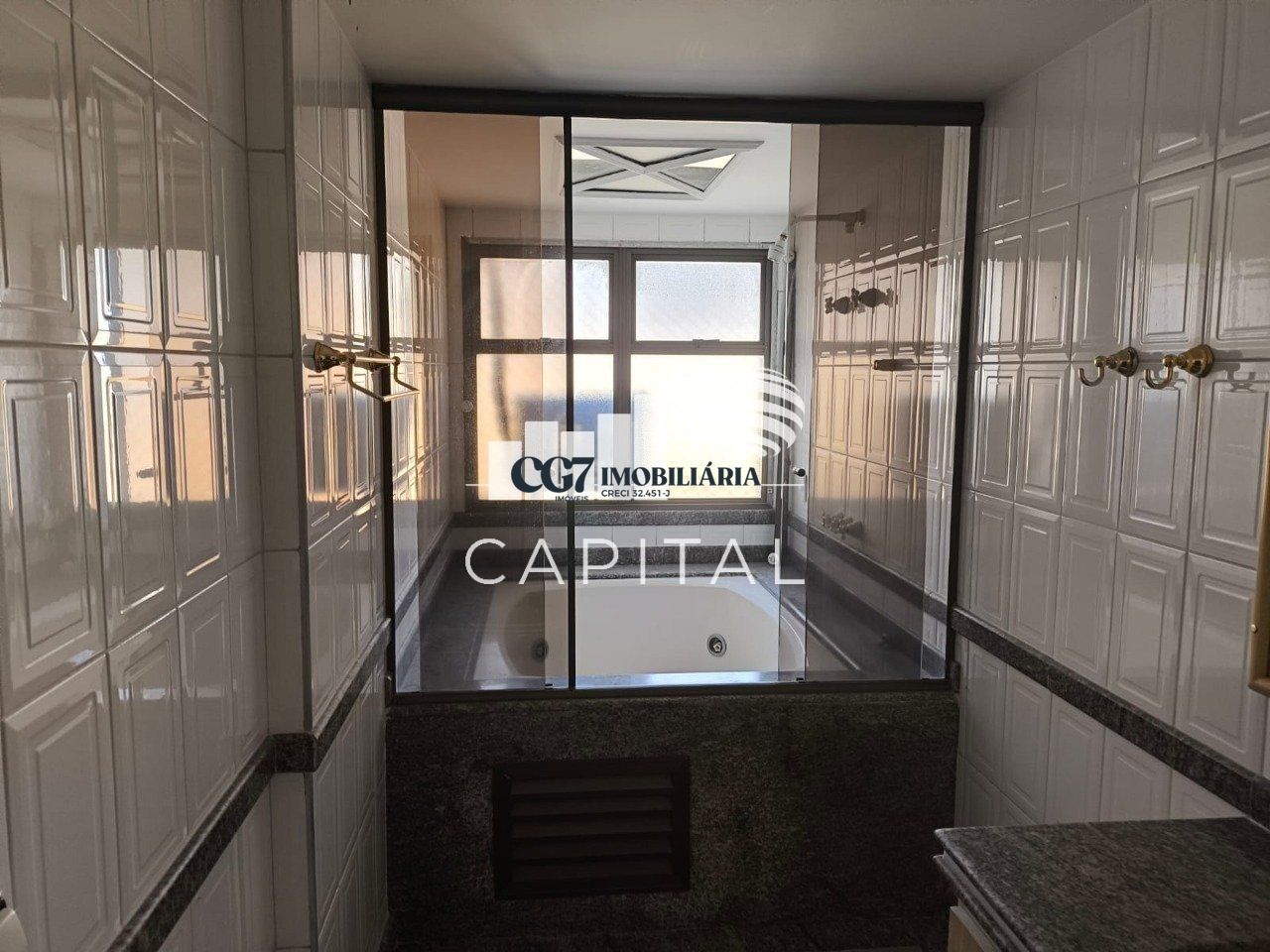 Apartamento para alugar com 4 quartos, 288m² - Foto 14