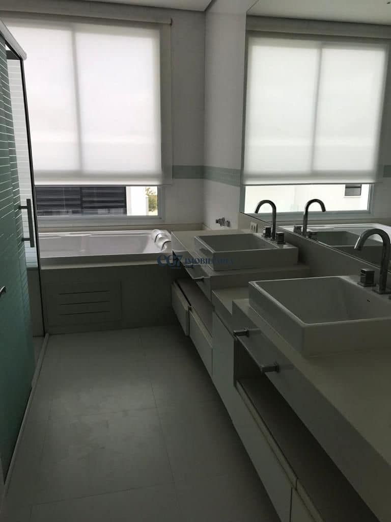 Sobrado para alugar com 4 quartos, 445m² - Foto 13