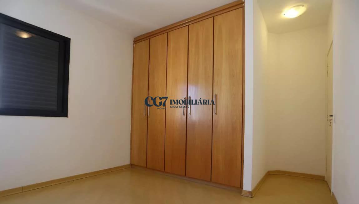 Apartamento para alugar com 2 quartos, 70m² - Foto 11