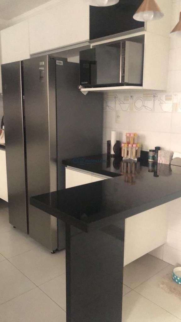 Sobrado à venda com 3 quartos, 110m² - Foto 2