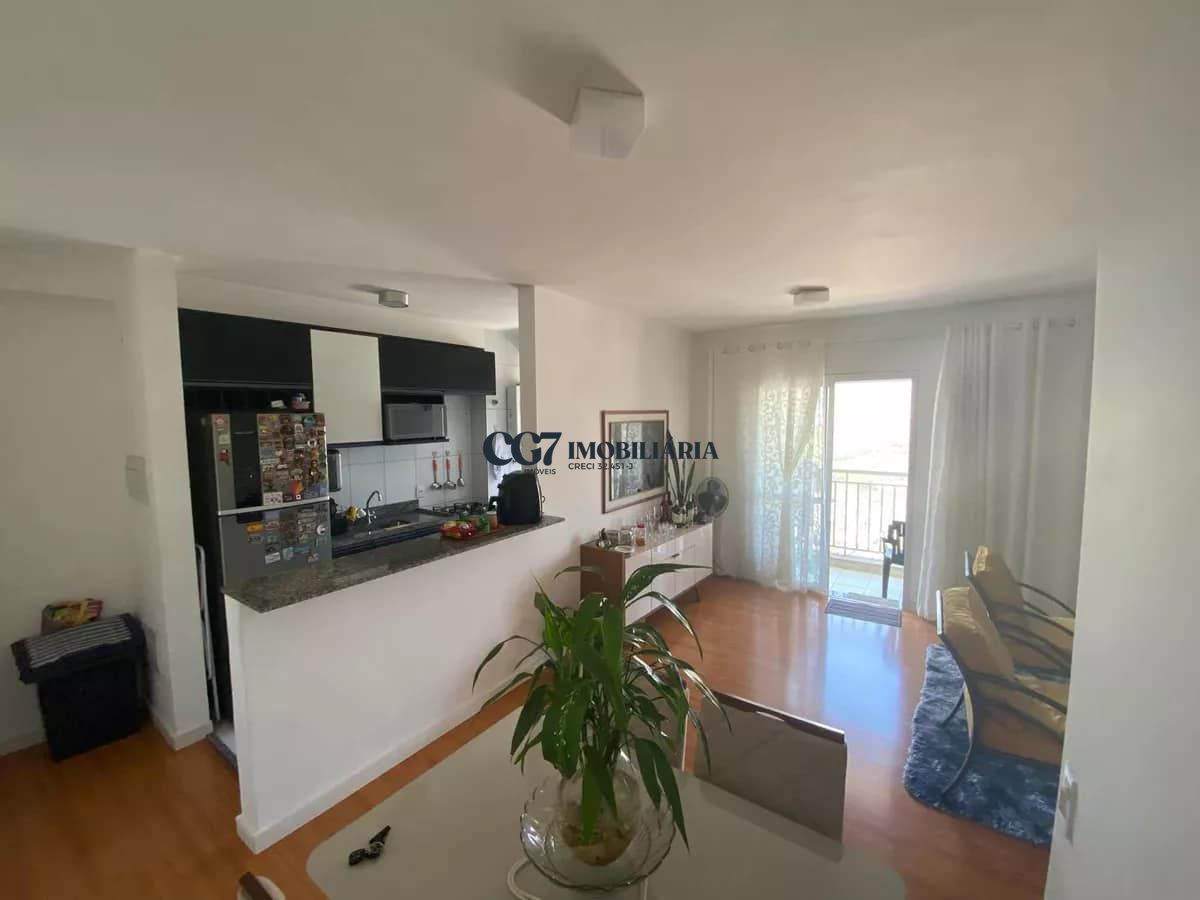 Apartamento à venda com 2 quartos, 69m² - Foto 1