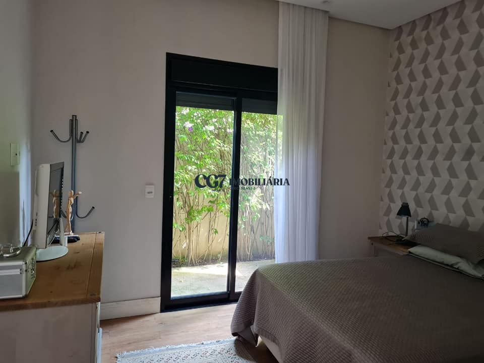 Casa à venda com 3 quartos, 340m² - Foto 20