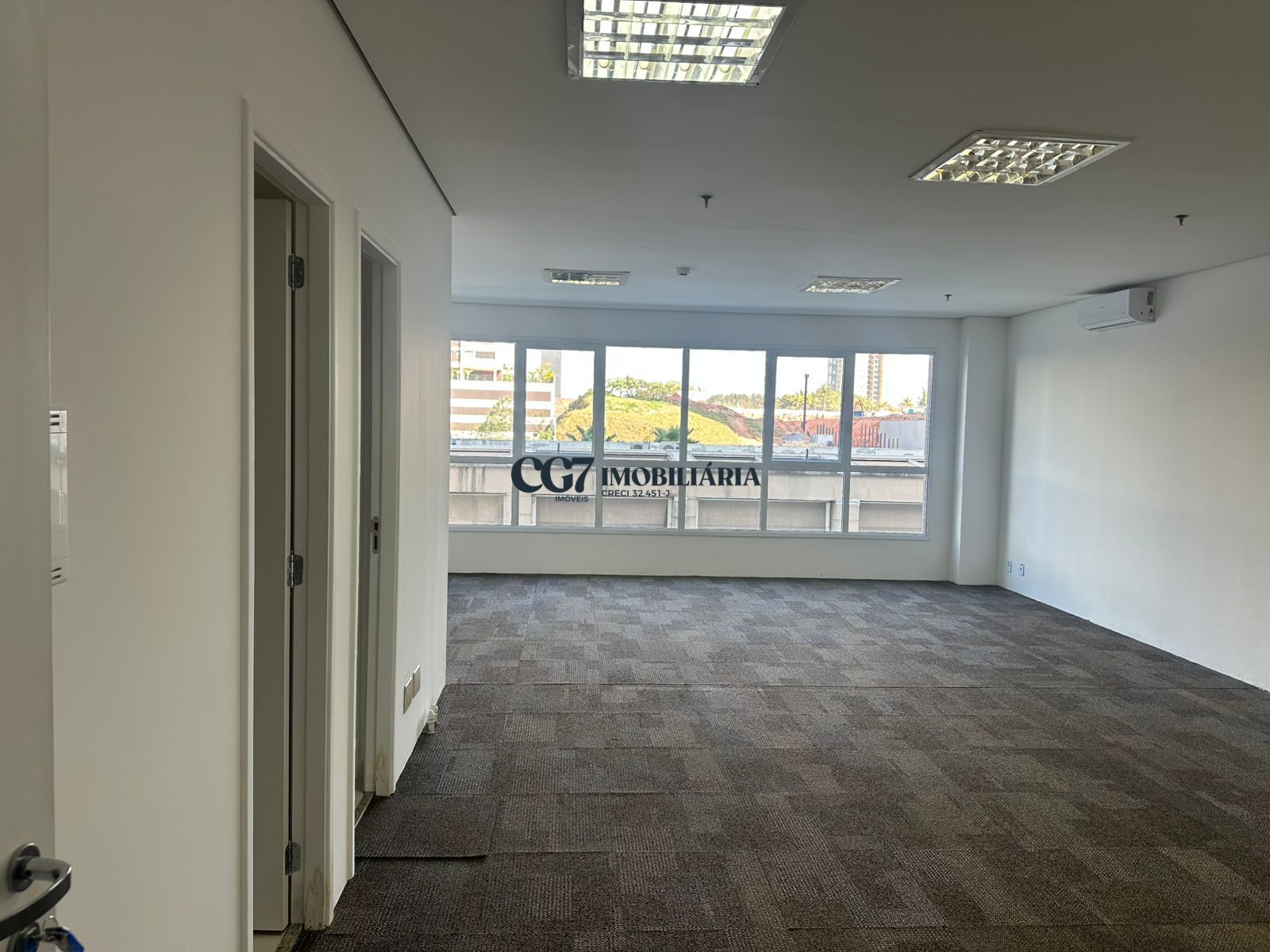 Conjunto Comercial-Sala para alugar com 1 quarto, 55m² - Foto 4