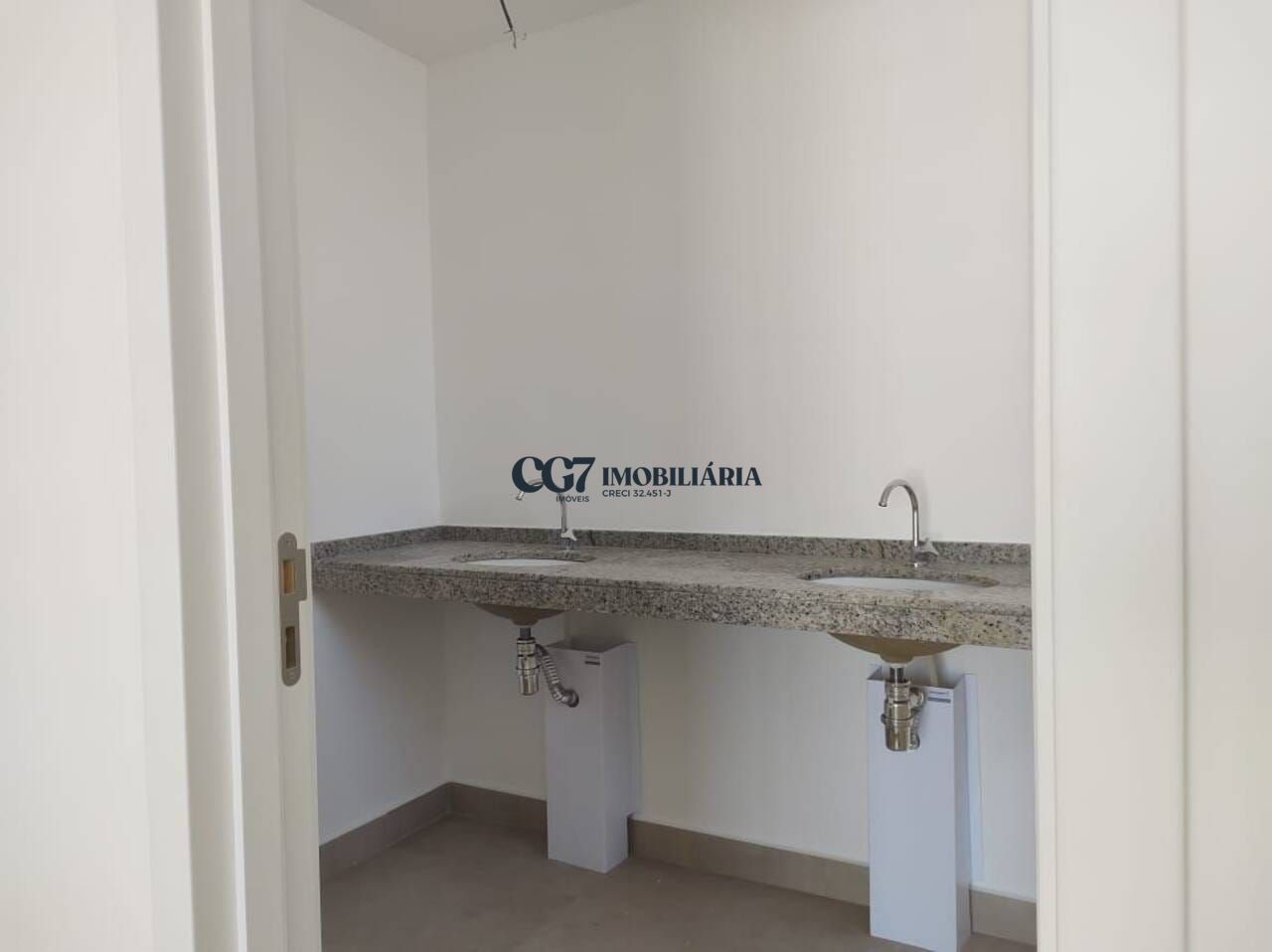 Apartamento à venda com 3 quartos, 87m² - Foto 9