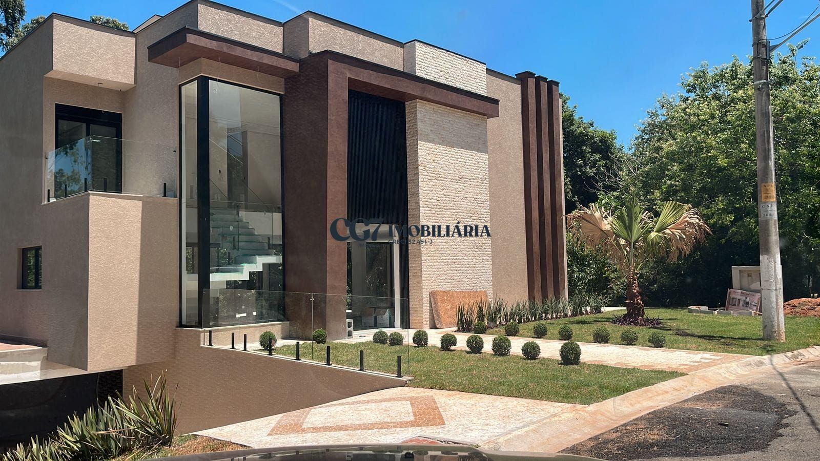 Sobrado à venda com 4 quartos, 385m² - Foto 3