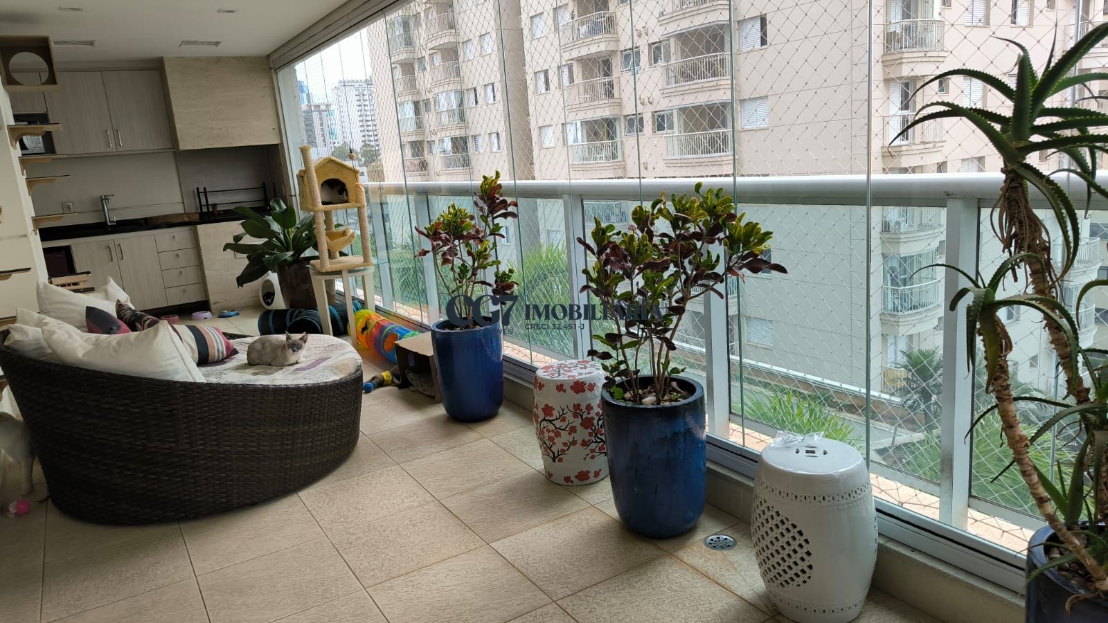 Apartamento para alugar com 3 quartos, 232m² - Foto 14