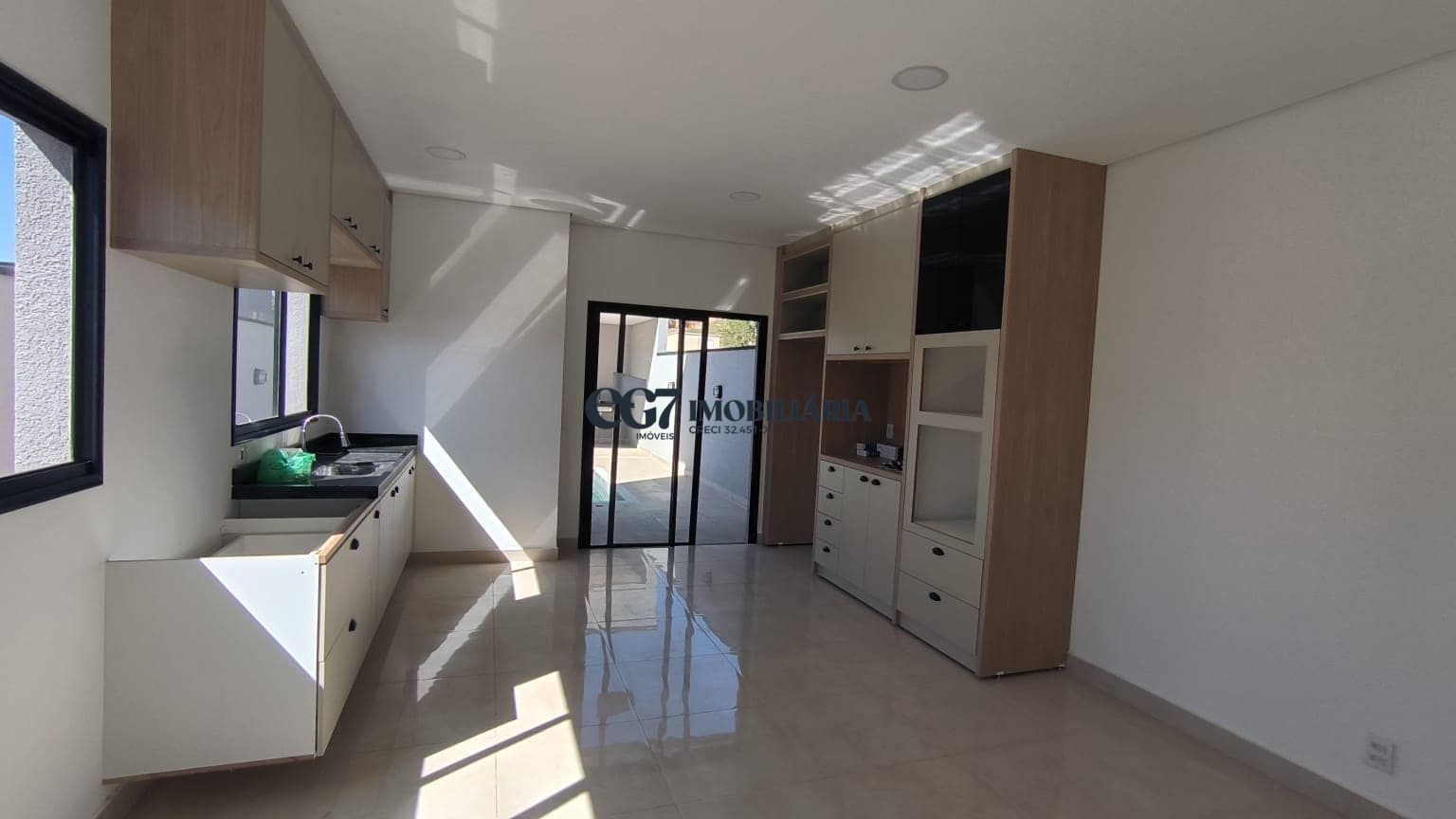 Sobrado à venda com 3 quartos, 120m² - Foto 2