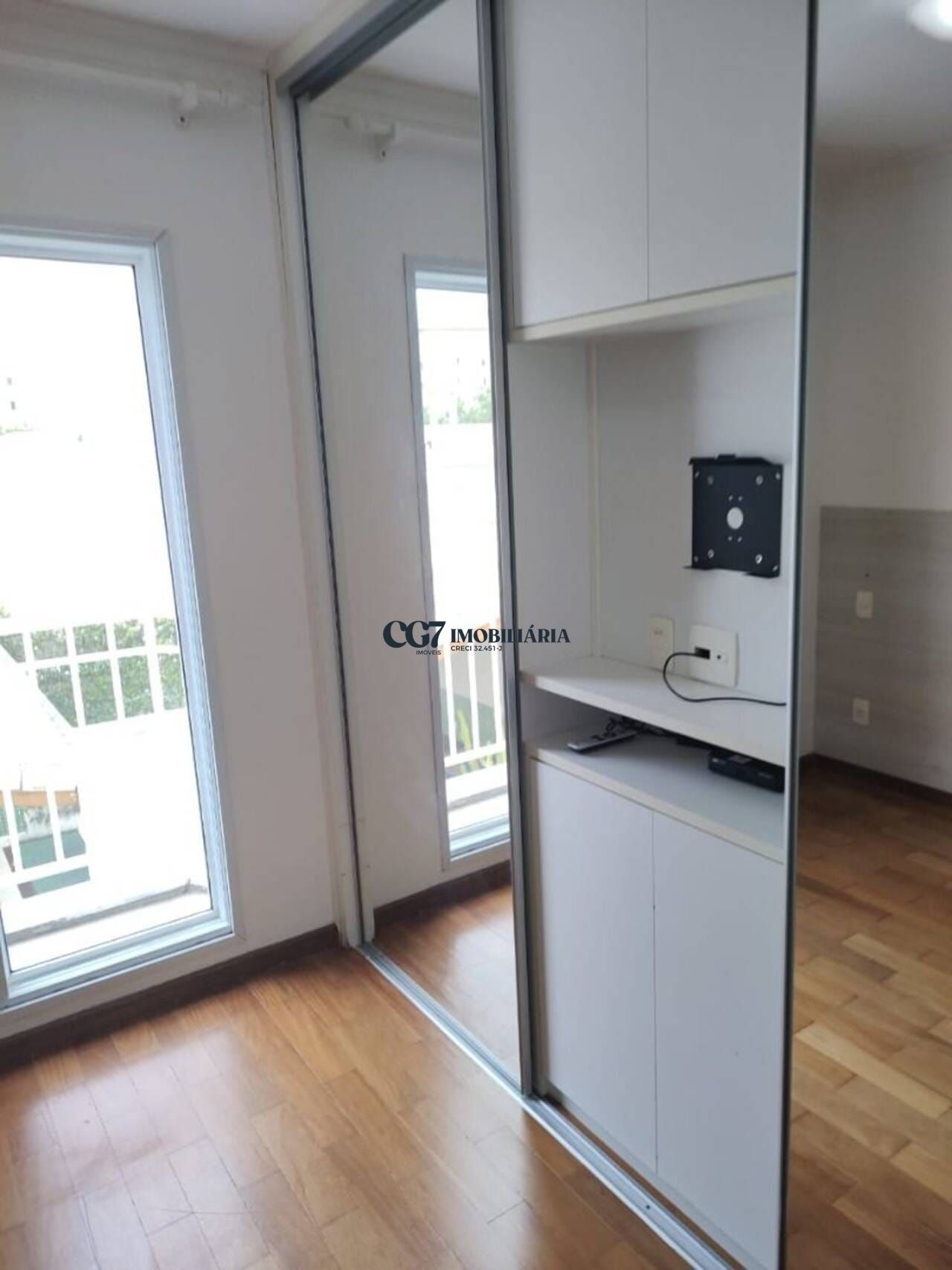 Sobrado à venda com 4 quartos, 180m² - Foto 4