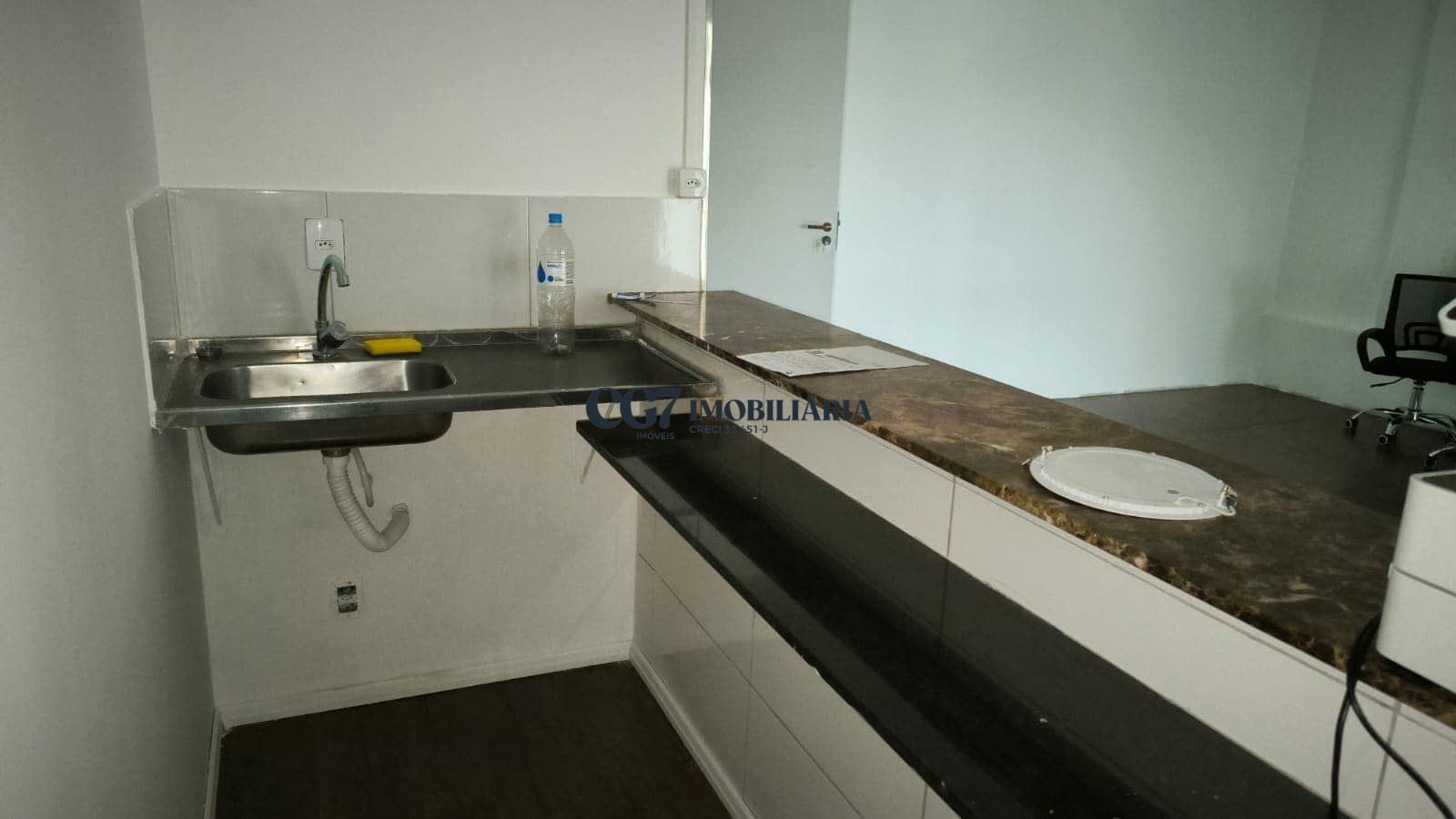 Conjunto Comercial-Sala à venda e aluguel com 1 quarto, 80m² - Foto 9