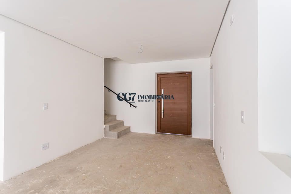 Sobrado à venda com 4 quartos, 215m² - Foto 3