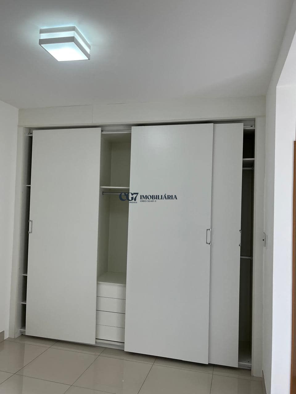 Apartamento para alugar com 2 quartos, 79m² - Foto 11