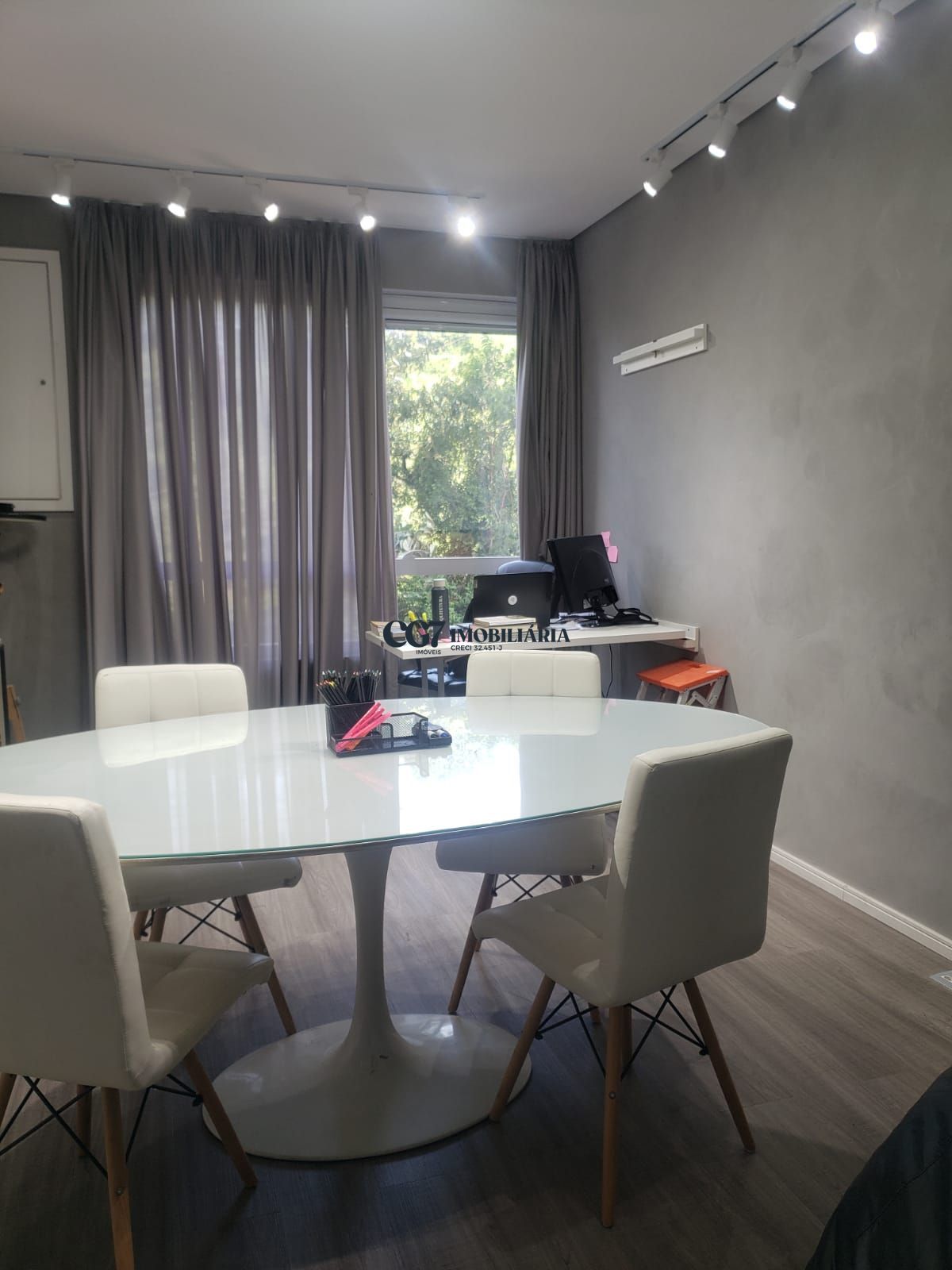 Conjunto Comercial-Sala à venda com 1 quarto, 61m² - Foto 2