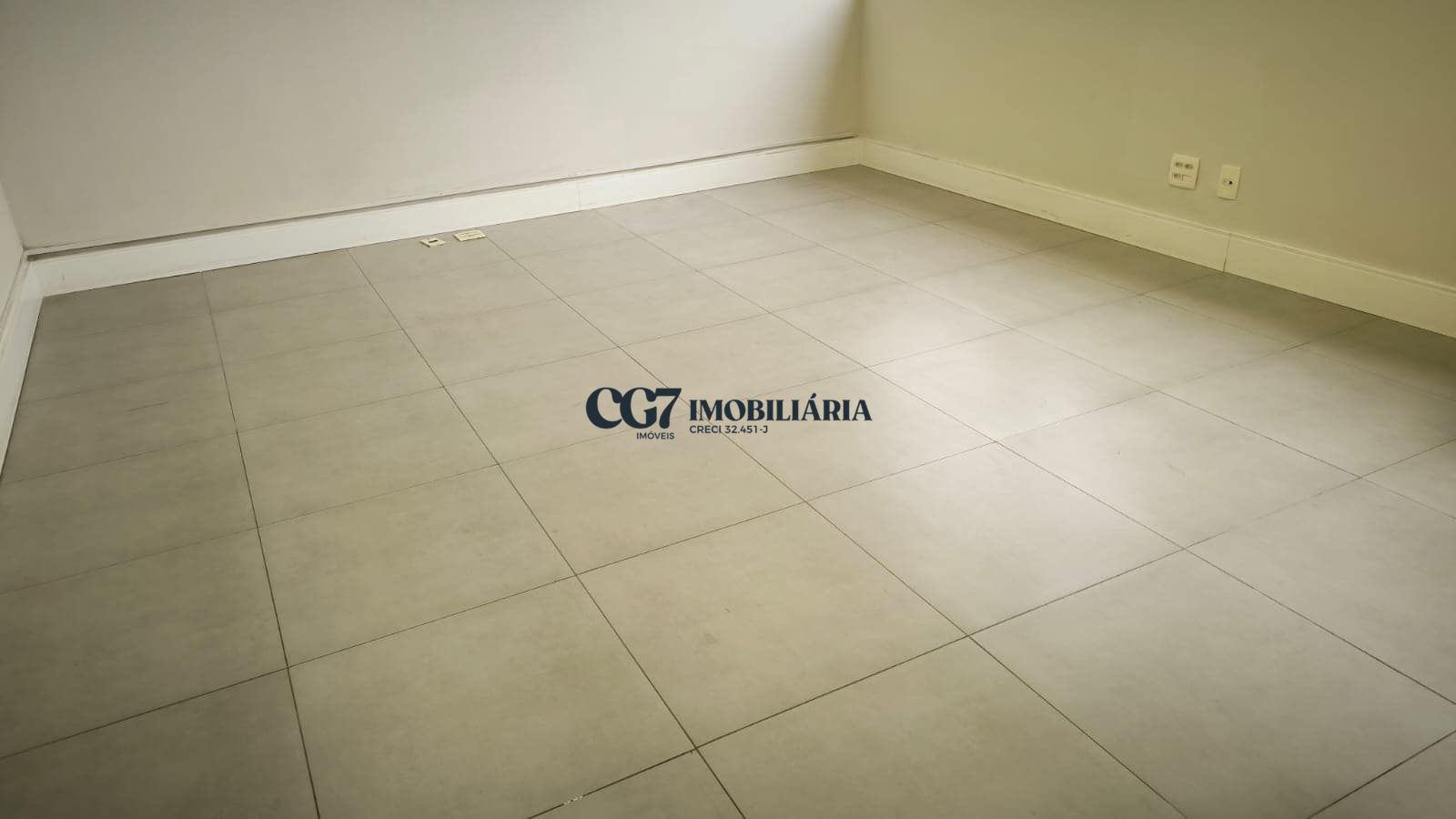 Conjunto Comercial-Sala para alugar com 1 quarto, 33m² - Foto 2