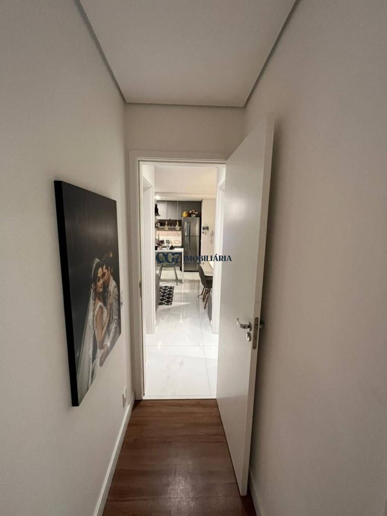 Apartamento à venda com 2 quartos, 67m² - Foto 6