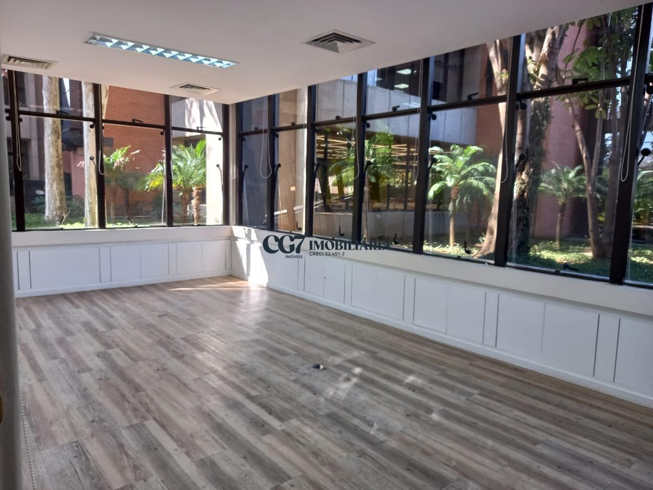 Prédio Inteiro para alugar com 1 quarto, 550m² - Foto 2