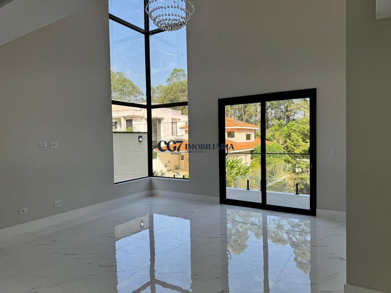 Sobrado à venda com 3 quartos, 382m² - Foto 3