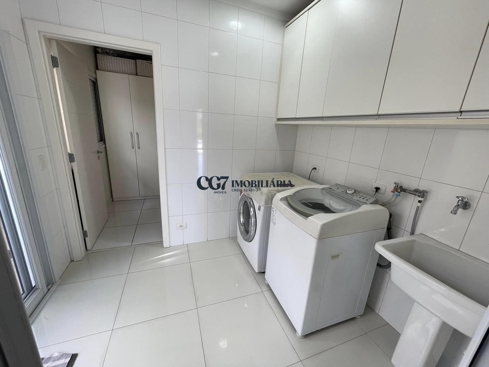 Sobrado à venda com 4 quartos, 441m² - Foto 25