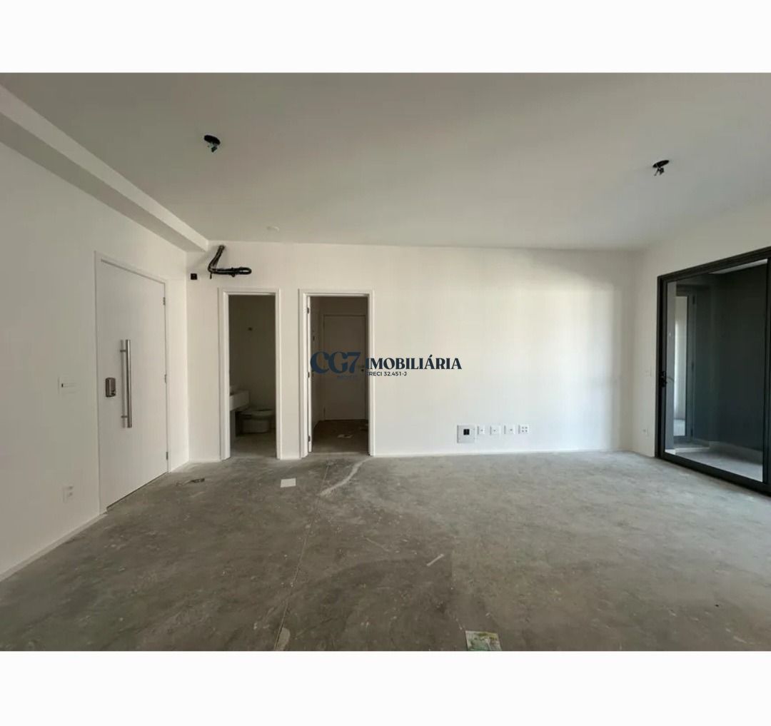 Apartamento à venda com 3 quartos, 180m² - Foto 1