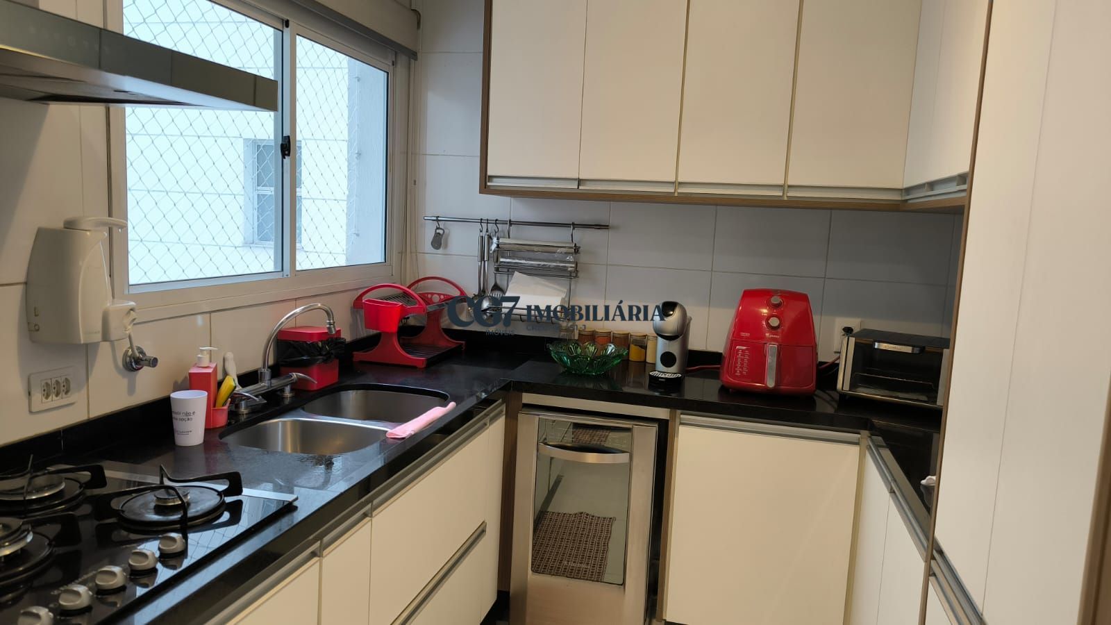 Apartamento para alugar com 3 quartos, 232m² - Foto 3